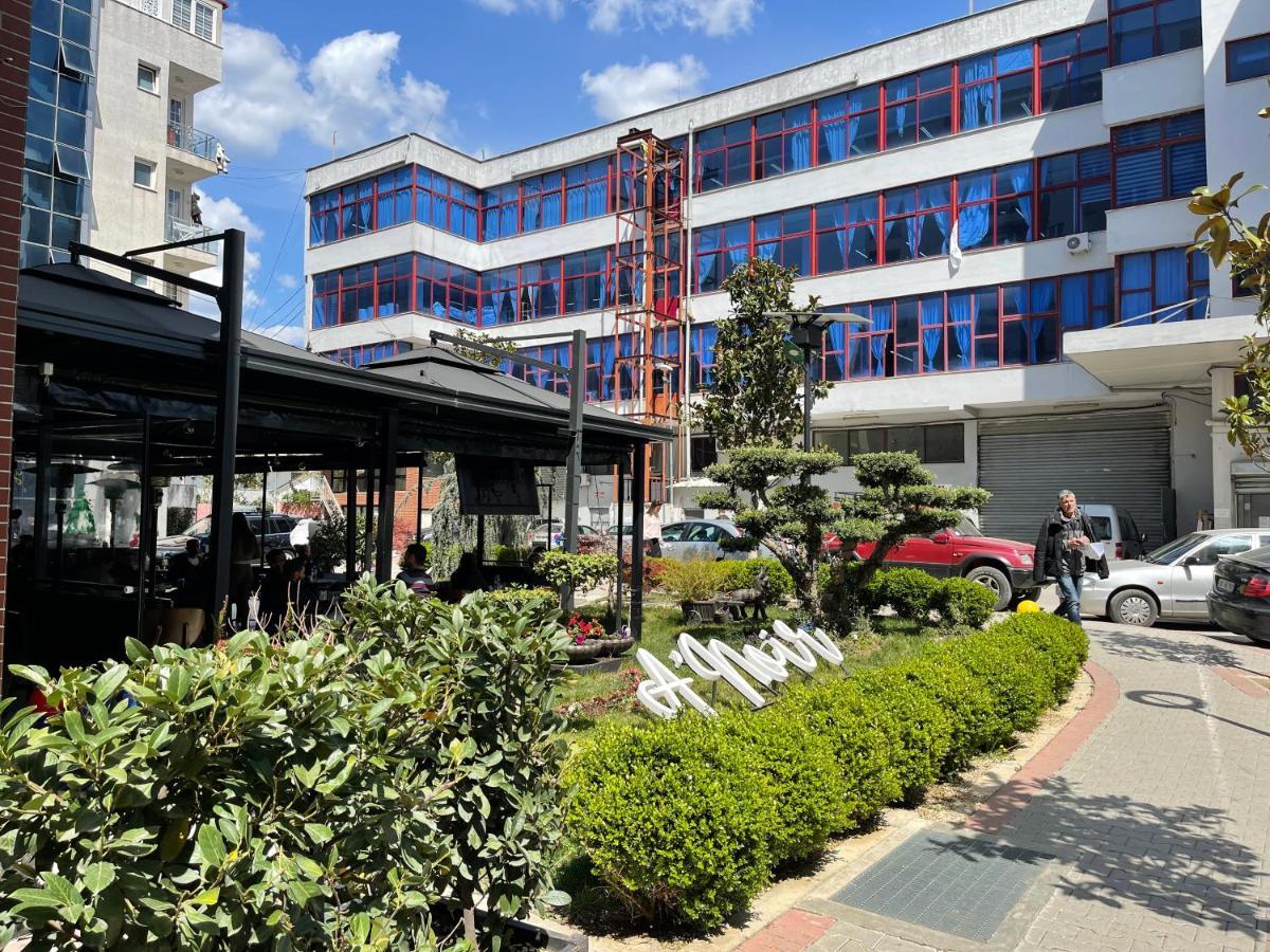 Lovely Apartment تيرانا المظهر الخارجي الصورة